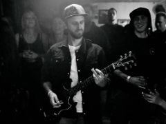 Merrang! live — 2000s nu-metal and alt-rock tribute band performing in Dorset (photo 12)