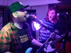 Merrang! live — 2000s nu-metal and alt-rock tribute band performing in Dorset (photo 5)